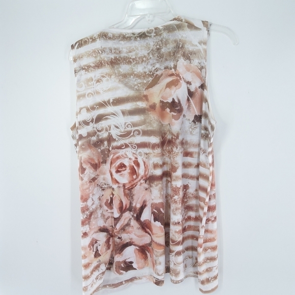 CAL STYLE 2Xl Floral ruffled SLEEVELESS TOP - Picture 4 of 4